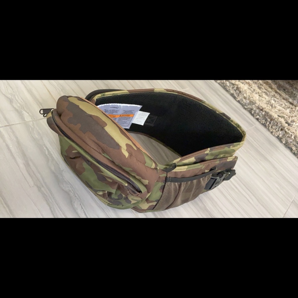 Tushbaby hip/waist carrier